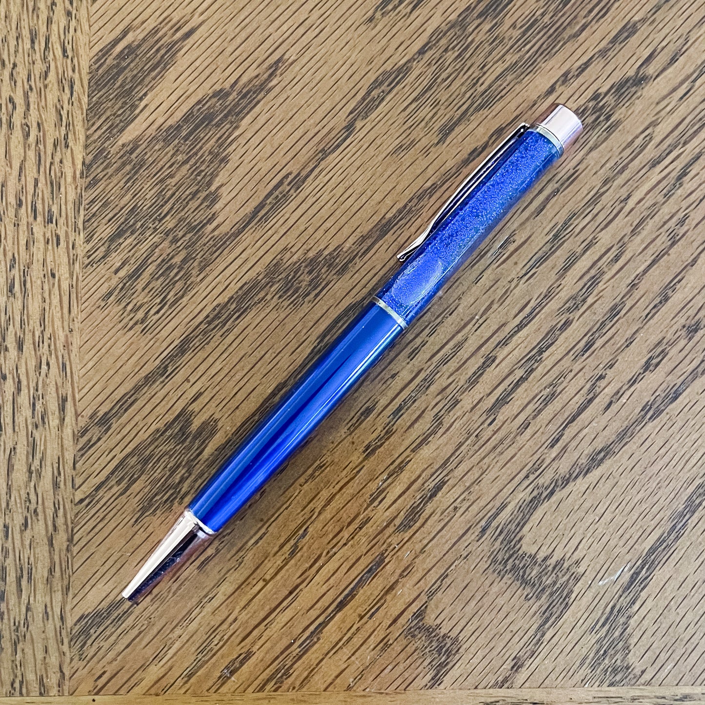 The Bianca Glitter Pen - 5 Colors look no